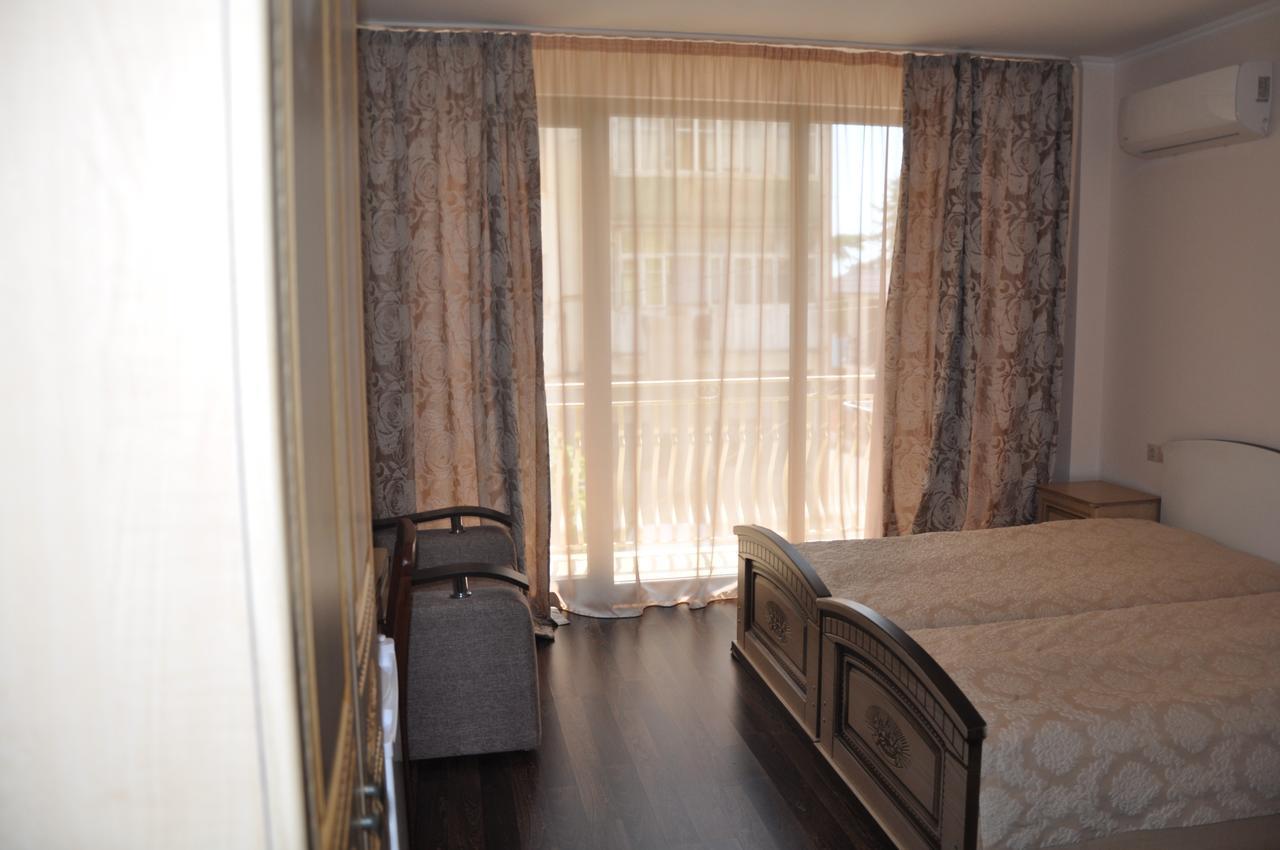 Mini Hotel Lidia New Athos Exterior photo
